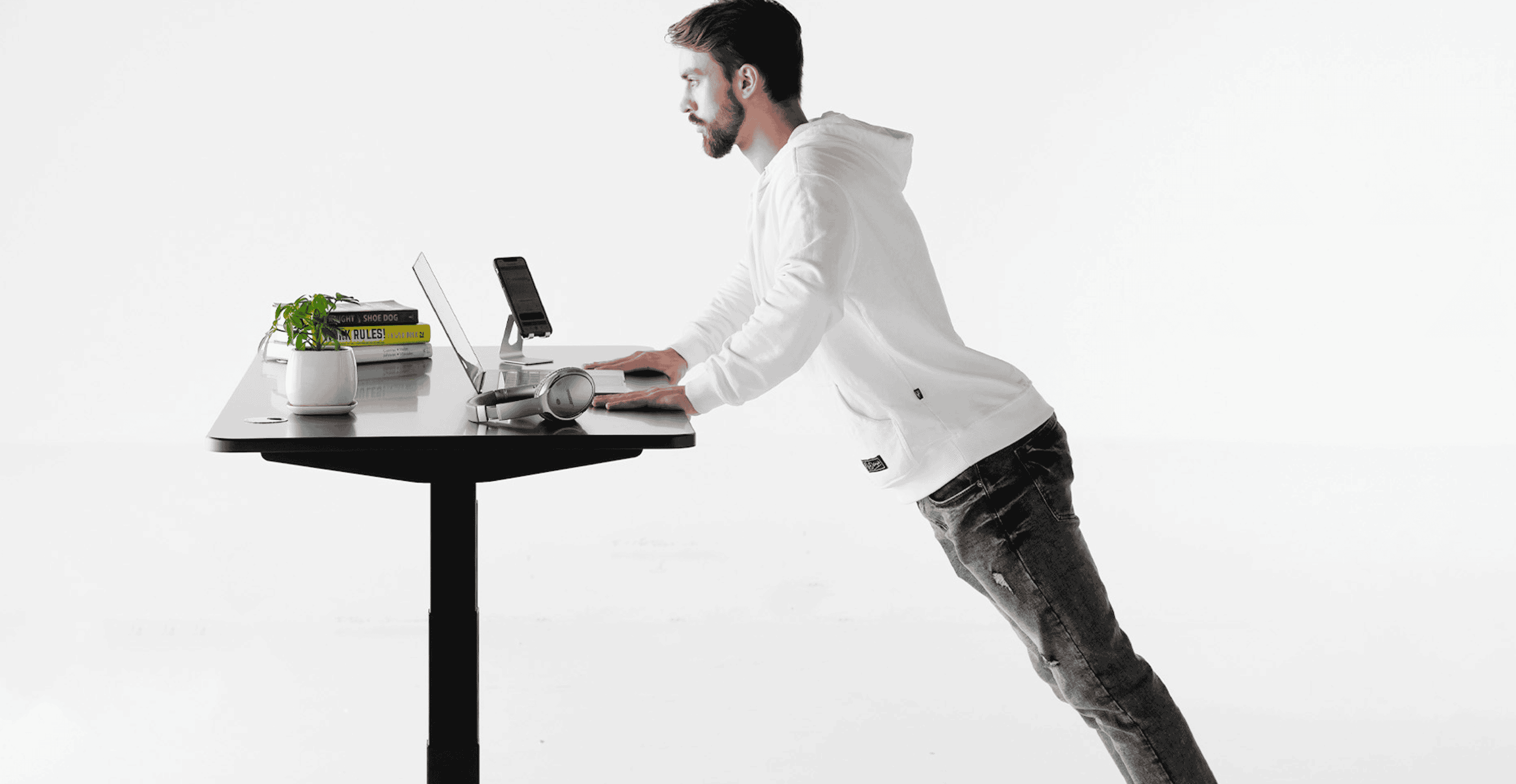 8 Best Chest Workouts to Do While Working